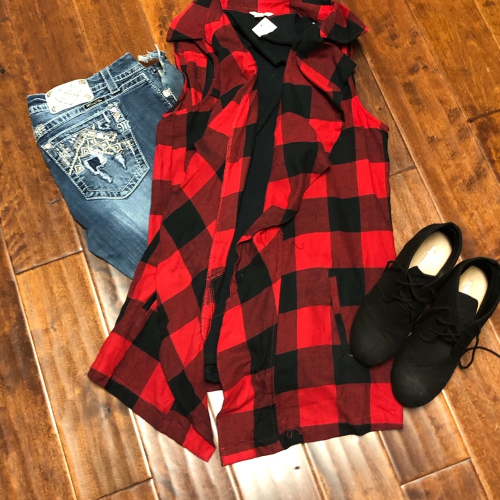 Buffalo plaid vest Size XL $30